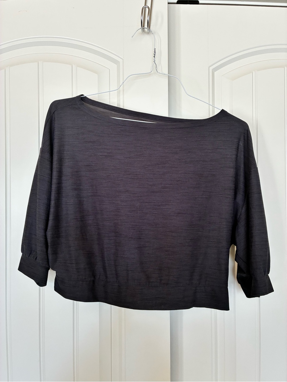 Old Navy Active Breathe On Go-Dry Black Crop Top Workout Shirt Size S